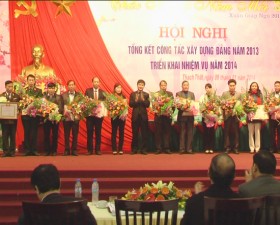 Thạch Thất tổ chức tổng kết công tác xây dựng Đảng năm 2013, triển khai nhiệm vụ năm 2014.