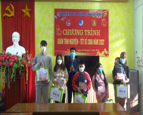 Huyện đoàn Thạch Thất tổ chức chương trình "Xuân tình nguyện- Tết sẻ chia" năm 2022