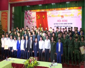 Huyện Thạch Thất Gặp mặt và biểu dương tân binh năm 2019