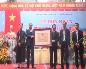 Lễ đón nhận bằng xếp hạng di tích lịch sử đình Chi Quan