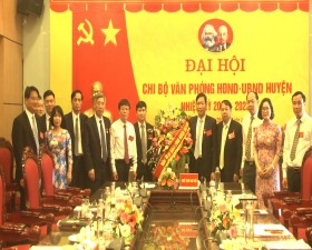 Đại Hội Chi bộ Văn phòng HĐND - UBND huyện Thạch Thất nhiệm kỳ 2020 - 2023