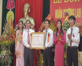 Xã Hương Ngải đón nhận Huân chương Lao động hạng Ba giai đoạn 2011 - 2015