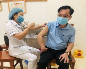 Thạch Thất: 1.512 đối tượng được tiêm vacxin phòng Covid 19 đợt 2 năm 2021