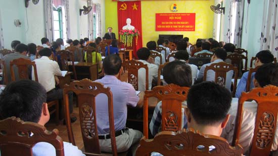 Liên đoàn Lao động huyện Thạch Thất sơ kết quý I và triển khai nhiệm vụ trọng tâm quý II năm 2017
