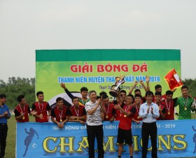 Chung kết giải Bóng đá thanh niên huyện Thạch Thất năm 2019