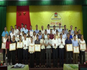 Hội Nông dân huyện Thạch Thất biểu dương điển hình tiên tiến giai đoạn 2015 - 2020