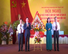 	Thạch Thất: Gặp mặt kỷ niệm 75 năm Ngày thành lập Đảng bộ huyện (15/6/1945- 15/6/2020) và phát hành cuốn sách “Địa chí huyện Thạch Thất”