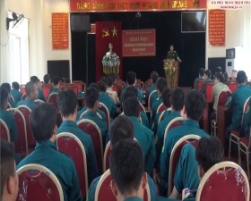  Khai mạc huấn luyện chiến đấu chuyên ngành quân báo trinh sát dân quân tự vệ
