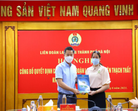 Đồng chí Khuất Thị Khuyên- Phó Chủ tịch LĐLĐ huyện Thạch Thất được tín nhiệm giữ chức danh Chủ tịch LĐLĐ huyện Thạch Thất