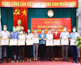 	Ủy ban MTTQ các cấp hoàn thành xuất sắc nhiệm vụ đóng góp quan trọng vào sự thành công của cuộc bầu cử trên địa bàn huyện