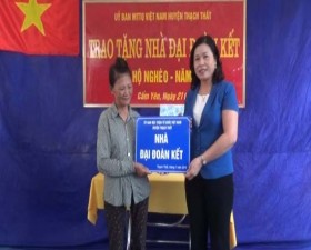 Trao Nhà đại đoàn kết ở Cẩm Yên, Đại Đồng