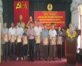 Liên đoàn lao động huyện kỷ niệm ngày thành lập, sơ kết hoạt động 6 tháng đầu năm và biểu dương công nhân giỏi 