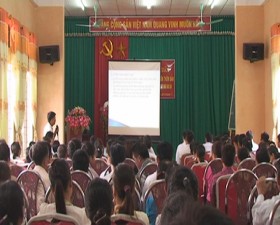 Trạm thu y huyện tập huấn các biện pháp phòng chống bệnh dại trên động vật