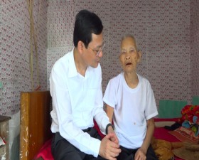 Thạch Thất "đời đời nhớ ơn các anh hùng liệt sỹ, người có công với cách mạng"