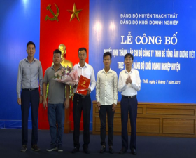 Lễ công bố quyết định thành lập Chi bộ Công ty TNHH Bê tông Ánh Dương