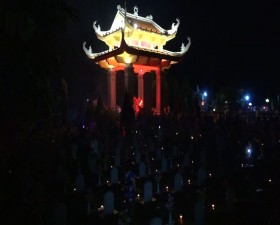 Thạch Thất tổ chức lễ dâng hương và thắp nến tri ân tại các nghĩa trang trên địa bàn huyện