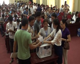Phiên đấu giá quyền sử dụng đất tại xã Dị Nậu