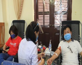 Ngày hội hiến máu tình nguyện tại Cụm 7