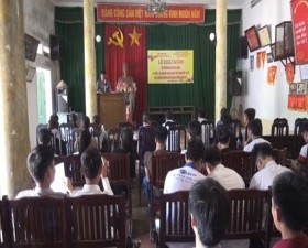 Huyện đoàn Thạch Thất khai giảng lớp truyền nghề mộc dân dụng tại xã Canh Nậu