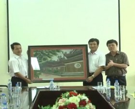 Lãnh đạo huyện Thạch Thất thăm và làm việc với trường đào tạo lao động xuất khẩu Sona 