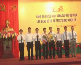 Huyện uỷ Thạch Thất tổ chức Lễ công bố nâng cấp chi bộ cơ sở lên đảng bộ cơ sở trực thuộc Huyện uỷ.