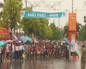 Chung kết Giải Việt dã huyện Thạch Thất năm 2015
