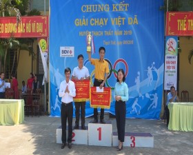 324 vận động viên tham gia Chung kết giải chạy Việt dã huyện Thạch Thất năm 2019