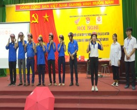 Huyện đoàn Thạch Thất Tuyên truyền an toàn giao thông cho đoàn viên, thanh niên huyện
