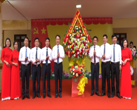 Thạch Thất tưng bừng khai giảng năm học mới 2022- 2023