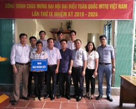 Bàn giao Nhà đại đoàn kết cho hộ ông Nguyễn Văn Kiển- xã Phú Kim