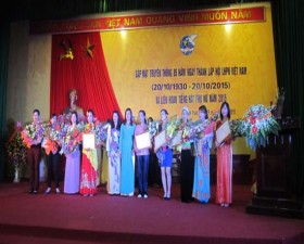 Hội LHPN huyện tổ chức kỷ niệm 85 năm ngày thành lập hội LHPN Việt Nam và liên hoan tiếng hát phụ nữ năm 2015
