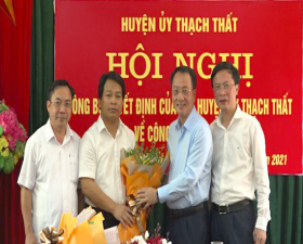 Hội nghị công bố Quyết định của Ban Thường vụ Huyện uỷ Thạch Thất về công tác cán bộ