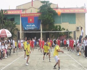 Ngày hội rèn luyện sức khỏe người cao tuổi huyện Thạch Thất năm 2015