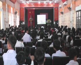 Hội phụ nữ xã Tân Xã tổ chức tập huấn chăm sóc sức khỏe sinh sản cho vị thanh niên