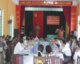 Tọa đàm “Dân vận khéo” trong phát triển kinh tế, xây dựng nông thôn mới ở xã Hương Ngải.