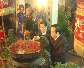 Huyện Thạch Thất tổ chức Lễ kỷ niệm 400 năm ngày mất danh nhân văn hóa Trạng Bùng Phùng Khắc Khoan (1528 - 1613).