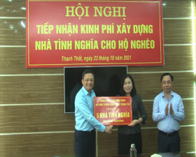 Thạch Thất: tiếp nhận kinh phí xây dựng Nhà tình nghĩa cho hộ nghèo