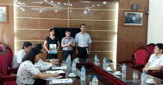 Hội nghị công bố và trao Quyết định điều động, bổ nhiệm lãnh đạo quản lý Phòng Tư pháp, Thanh tra Nhà nước huyện Thạch Thất