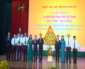 Thạch Thất trang trọng kỷ niêm 40 năm ngày Nhà giáo Việt Nam (20/11/1982- 20/11/2022)
