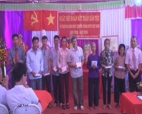 Thôn Gò Mận- xã Hạ Bằng tổ chức " Ngày hội Đại đoàn kết toàn dân tộc"