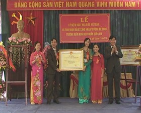 Xã Kim Quan kỷ niệm ngày Nhà Giáo Việt Nam và đón nhận Bằng công nhận trường tiểu học và mầm non đạt chuẩn Quốc gia