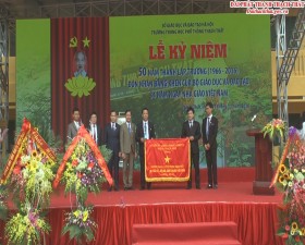 Trường THPT Thạch Thất kỷ niệm 50 năm ngày thành lập Trường