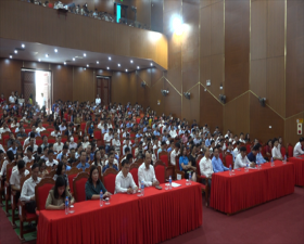 Huyện ủy Thạch Thất tổ chức lớp cập nhật kiến thức mới cho 531 cán bộ lãnh đạo, quản lí năm 2022