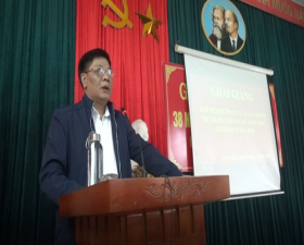 Bồi dưỡng lý luận chính trị cho đảng viên mới khóa 4/2020