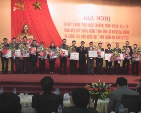 Thạch Thất sơ kết 3 năm thực hiện chương trình 02 của Thành ủy Hà Nội