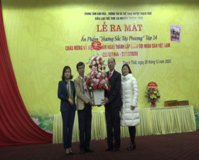 Câu lạc bộ thơ ca Thạch Thất ra mắt ấn phẩm “Hương sắc Tây Phương” tập 14