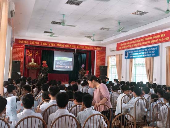 Truyền thông về giáo dục dinh dưỡng phát triển chiều cao, cân nặng phòng chống suy dinh dưỡng, béo phì ở trẻ em