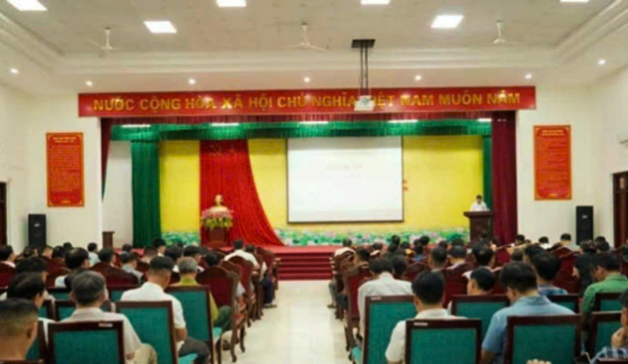 Thạch Thất- 200 đại biểu được tập huấn nghiệp công tác quản lí quy hoạch xây dựng năm 2024