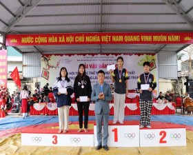 Giải vật dân tộc Đại hội TDTT huyện Thạch Thất lần thứ X năm 2025