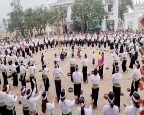 Rộn ràng Ngày hội văn hóa, ẩm thực các dân tộc xã Tiến Xuân năm 2024